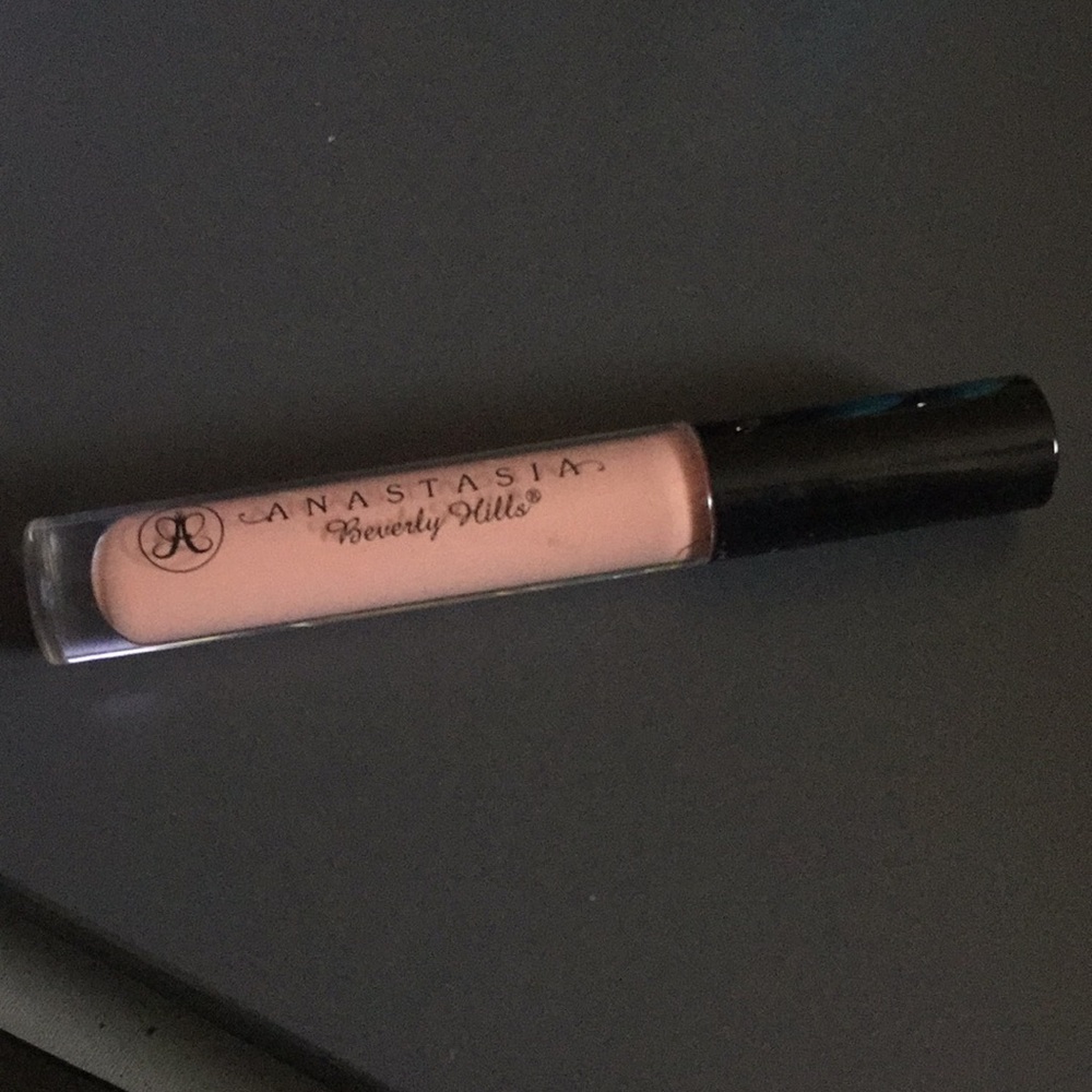 Anastasia Beverly Hills lipgloss (butterscotch)